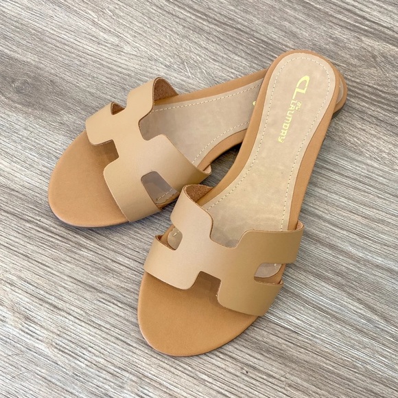 💚Designer-inspired blogger favorite sandals tan beige size 7 NIB Oran - Picture 11 of 12